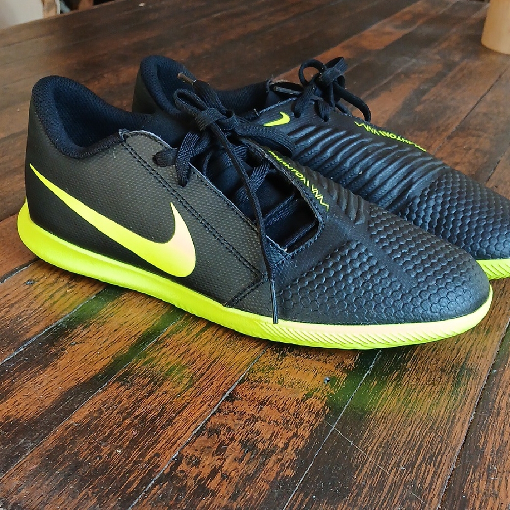 Nike Black and Neon Yellow Socer Athletic Shoes